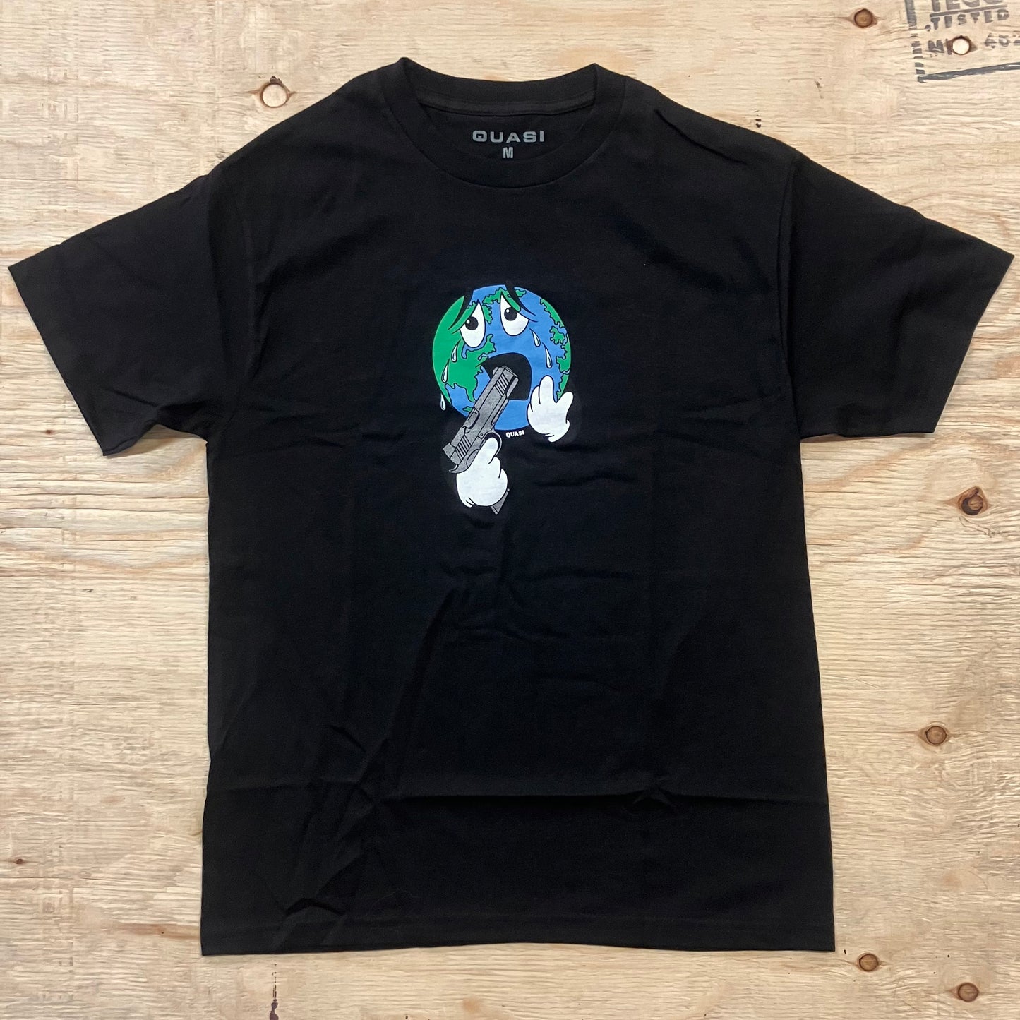 Quasi - Small World Tee