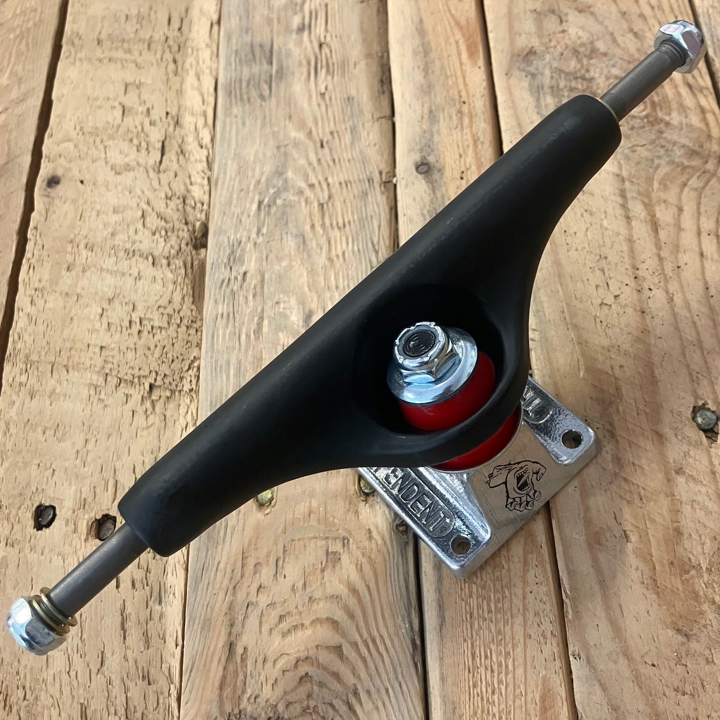 Independent Trucks - STG11 Santa Cruz 149