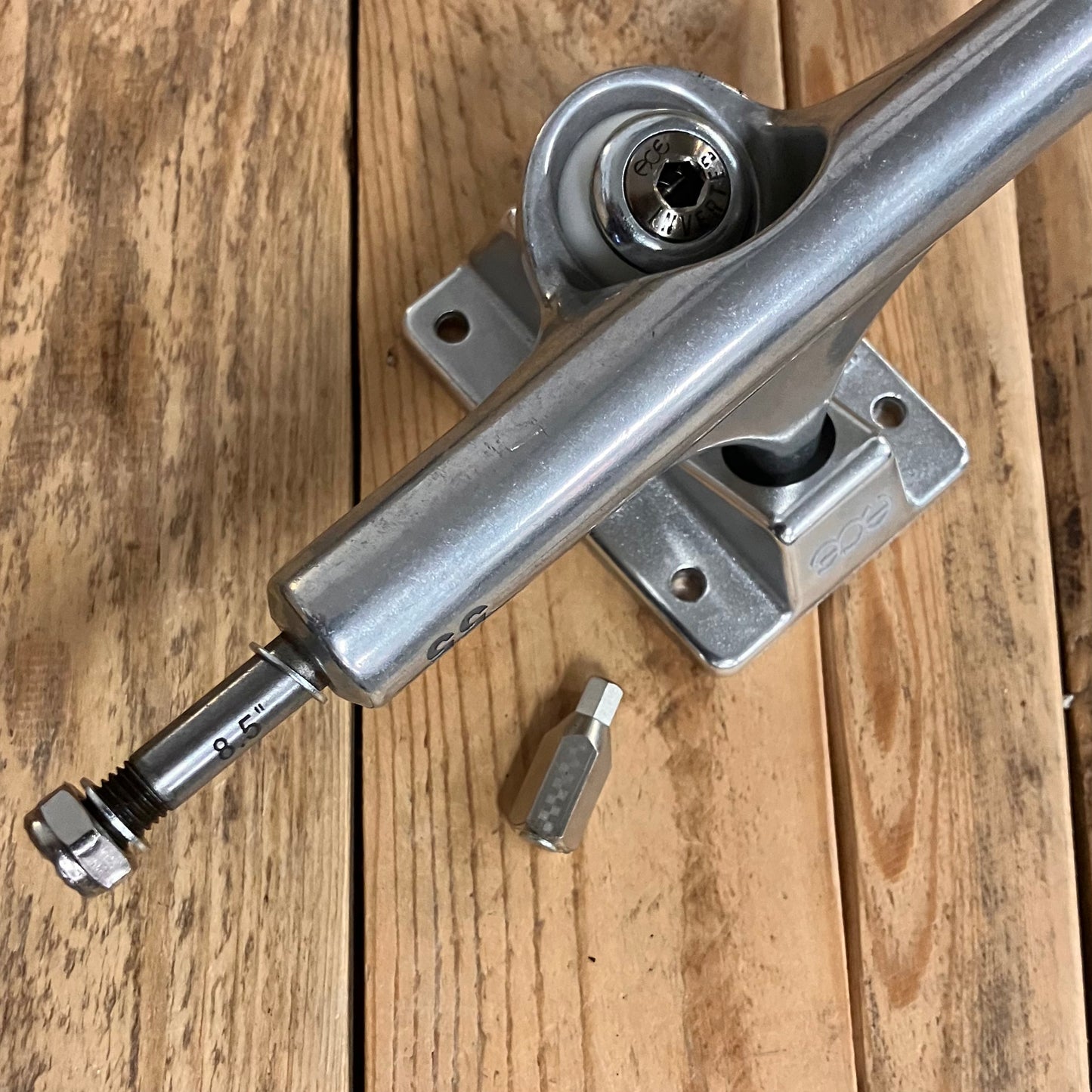 Ace - 55 AF1 Inverted Hollowed Polished Trucks