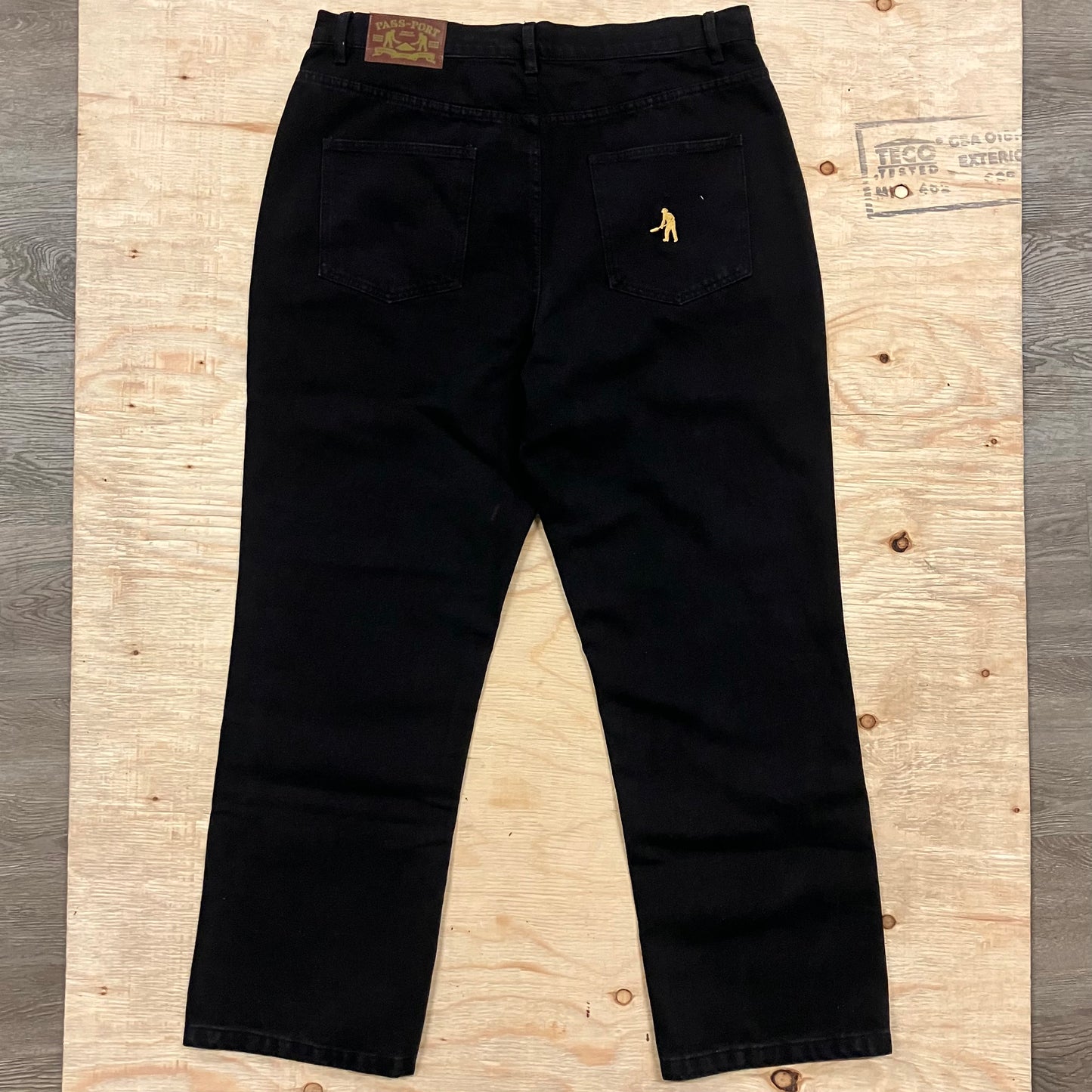 Pass~Port - Recycled Cotton Workers Club Jean
