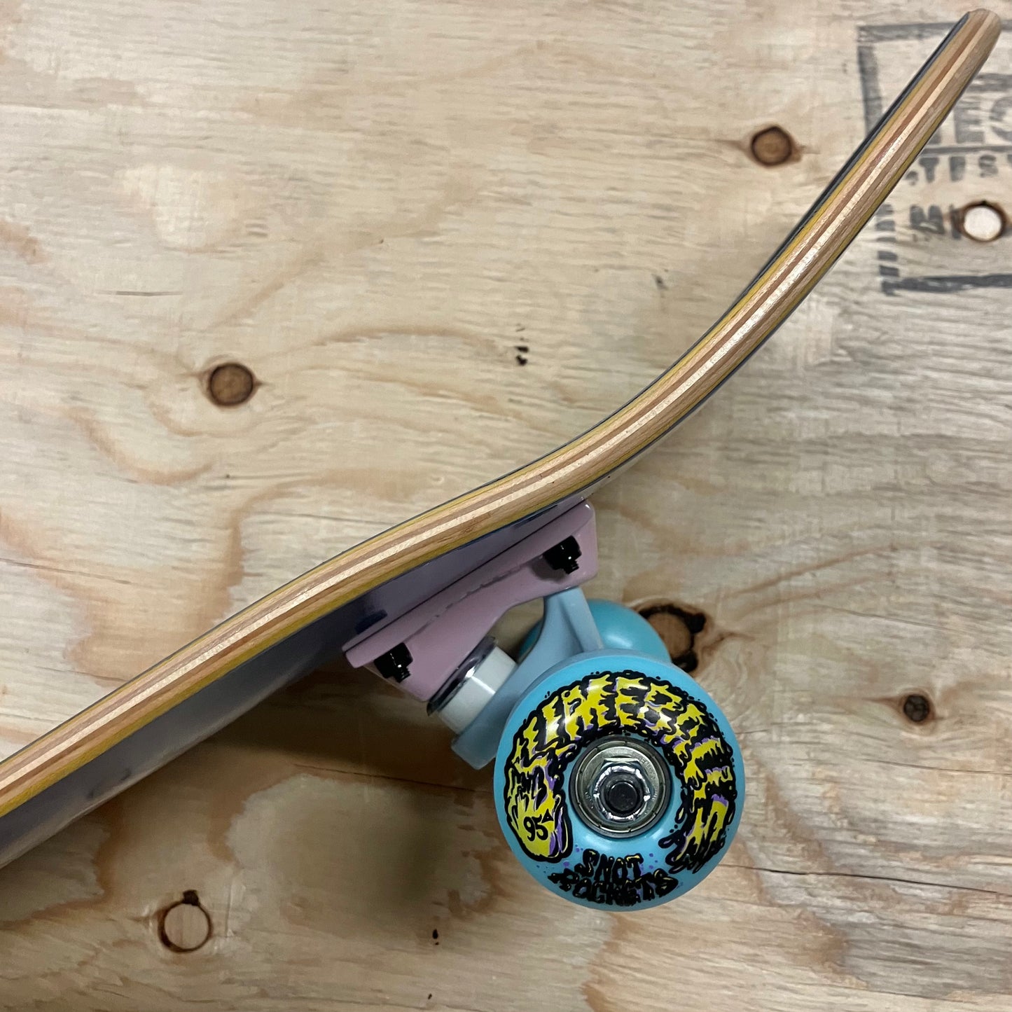 April - Australia Complete 8"