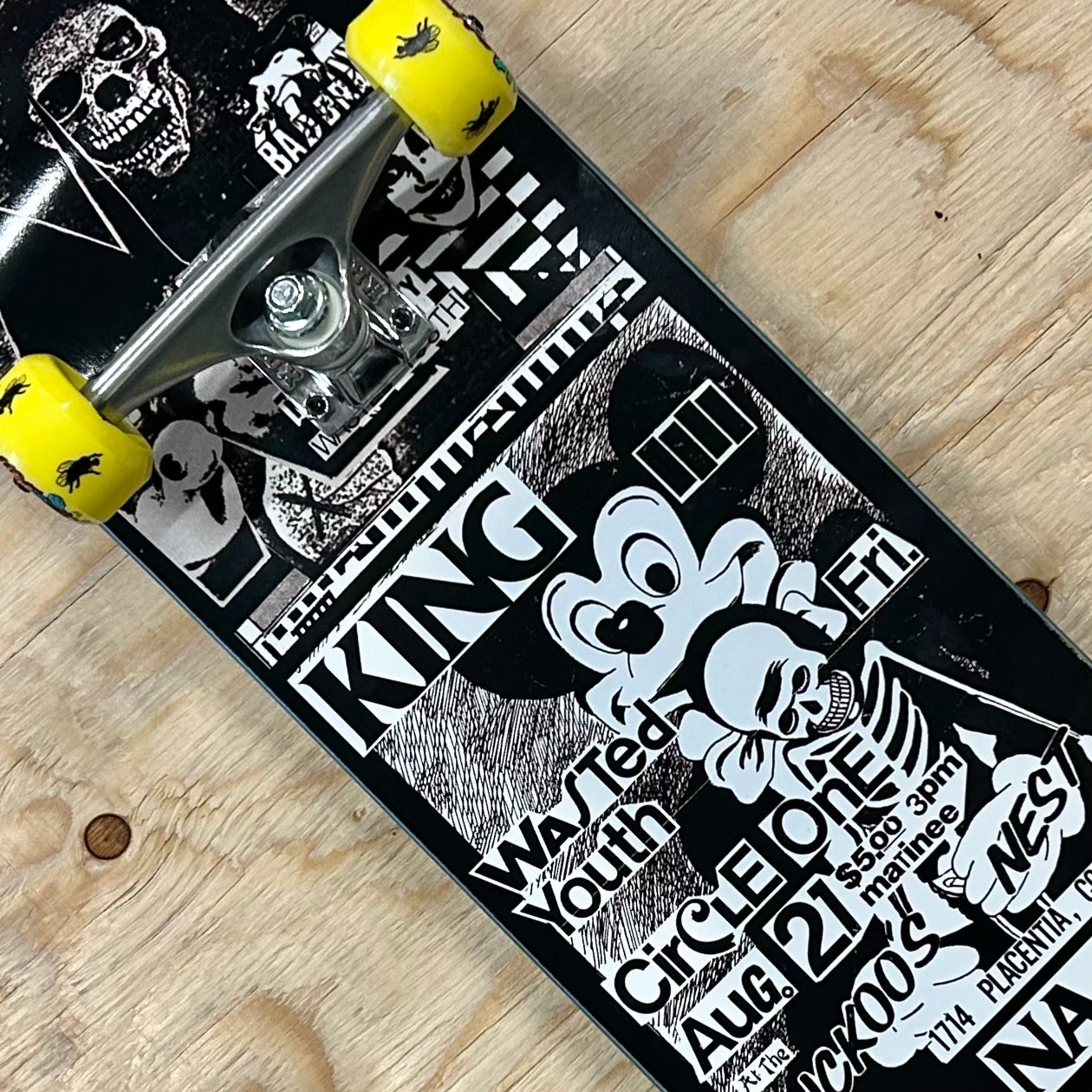 King - Nakel Destroys Babylon Complete 8.25"