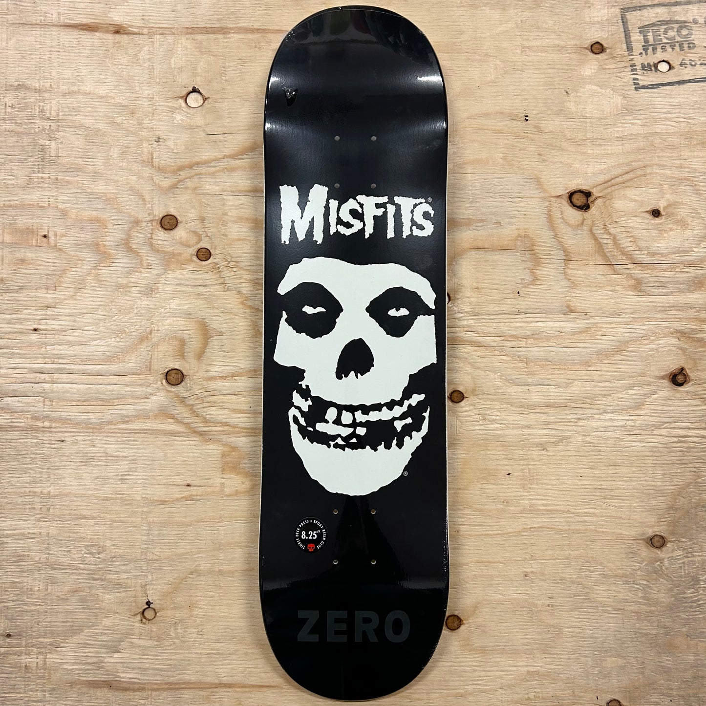 Zero - Misfits Fiend Skull GITD Deck 8.25"