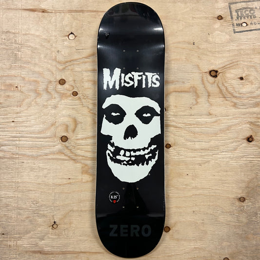 Zero - Misfits Fiend Skull GITD Deck 8.25"