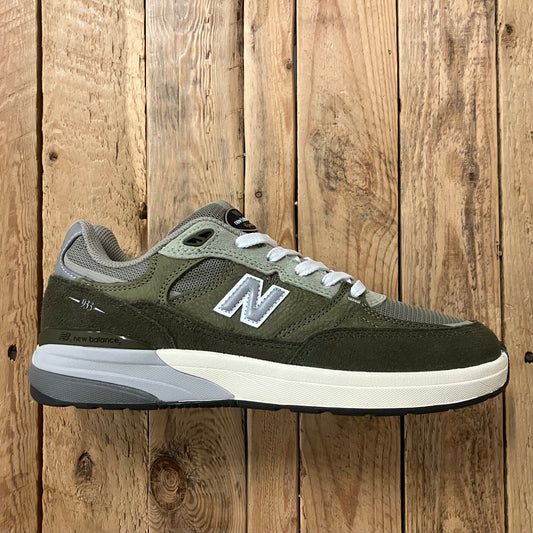 New Balance Numeric - Reynolds 933