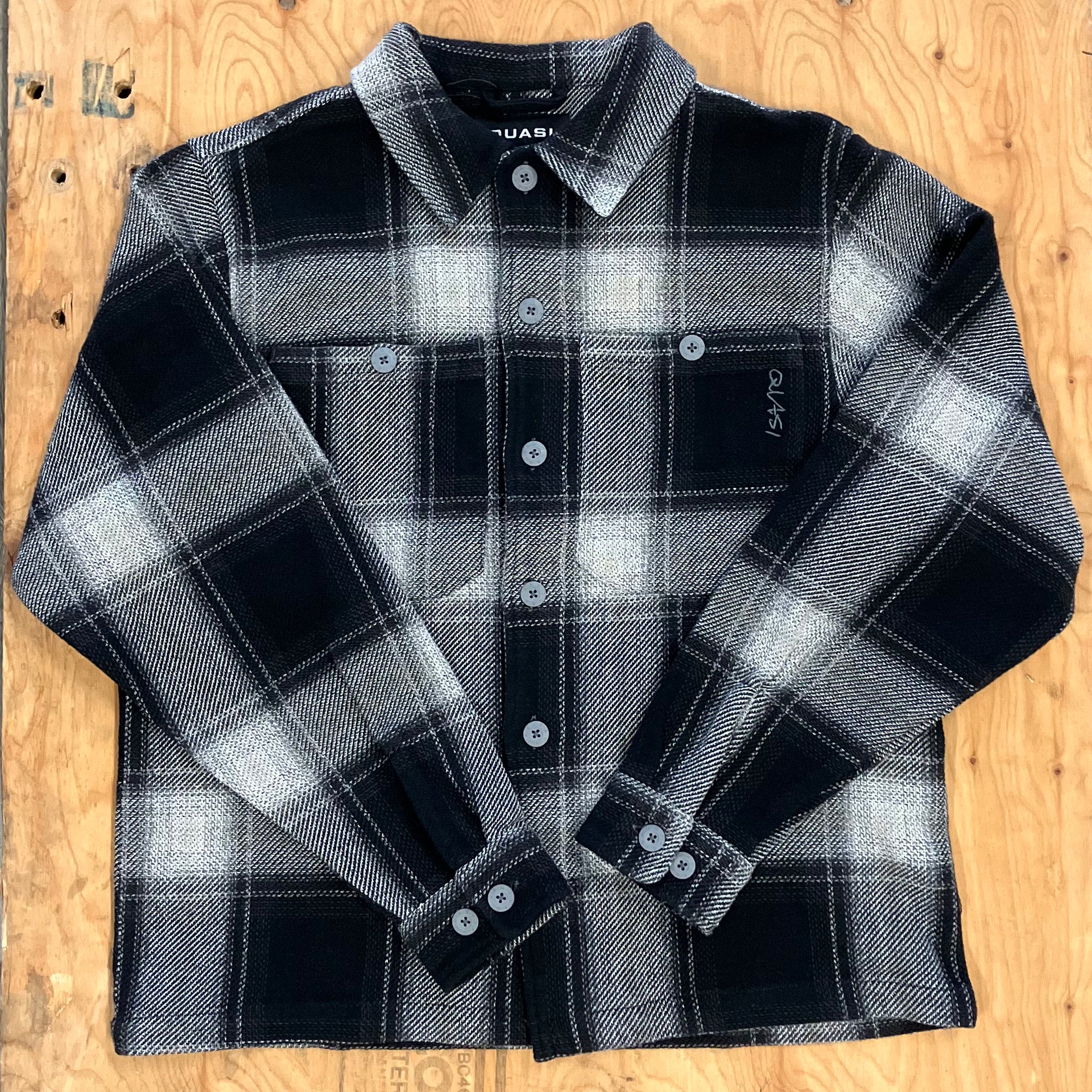 Quasi - Maar Long Sleeve Button Up Shirt – comedieskates