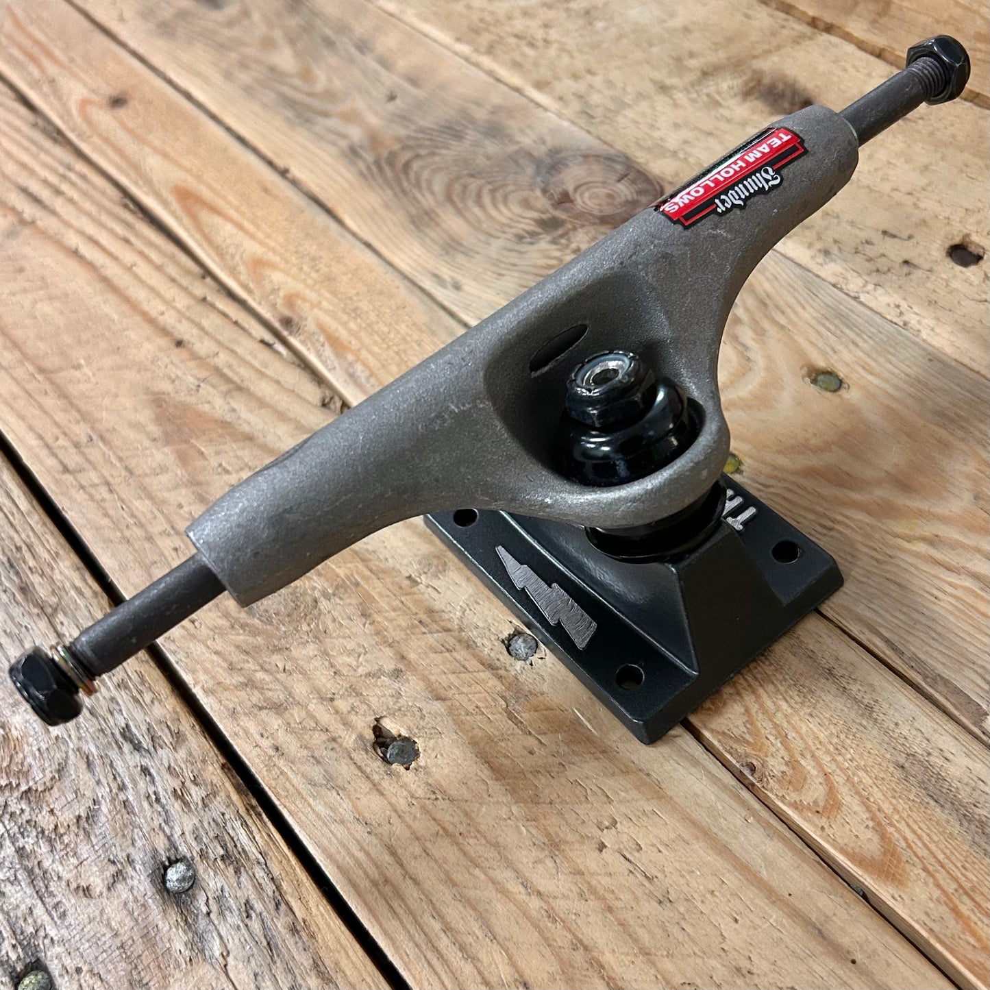 Thunder Trucks - Team Hollow Raw 148