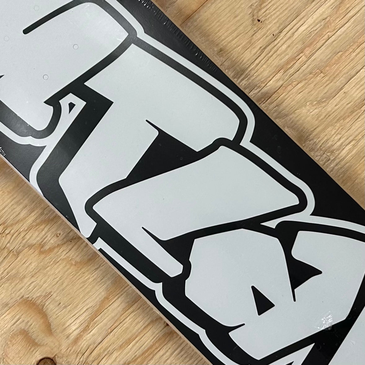 Outlaw - Crazylo 2.0 Deck 8.5"