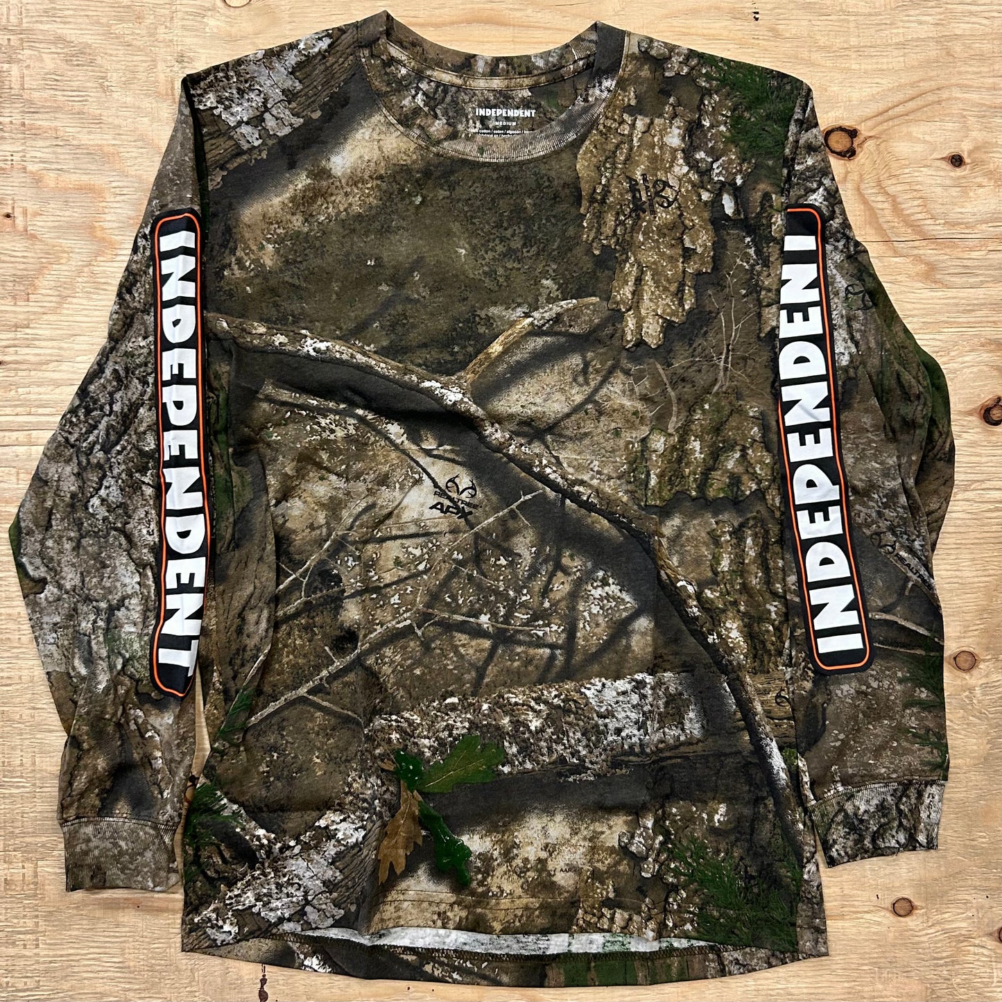 Independent Trucks - Bar Logo Longsleeve