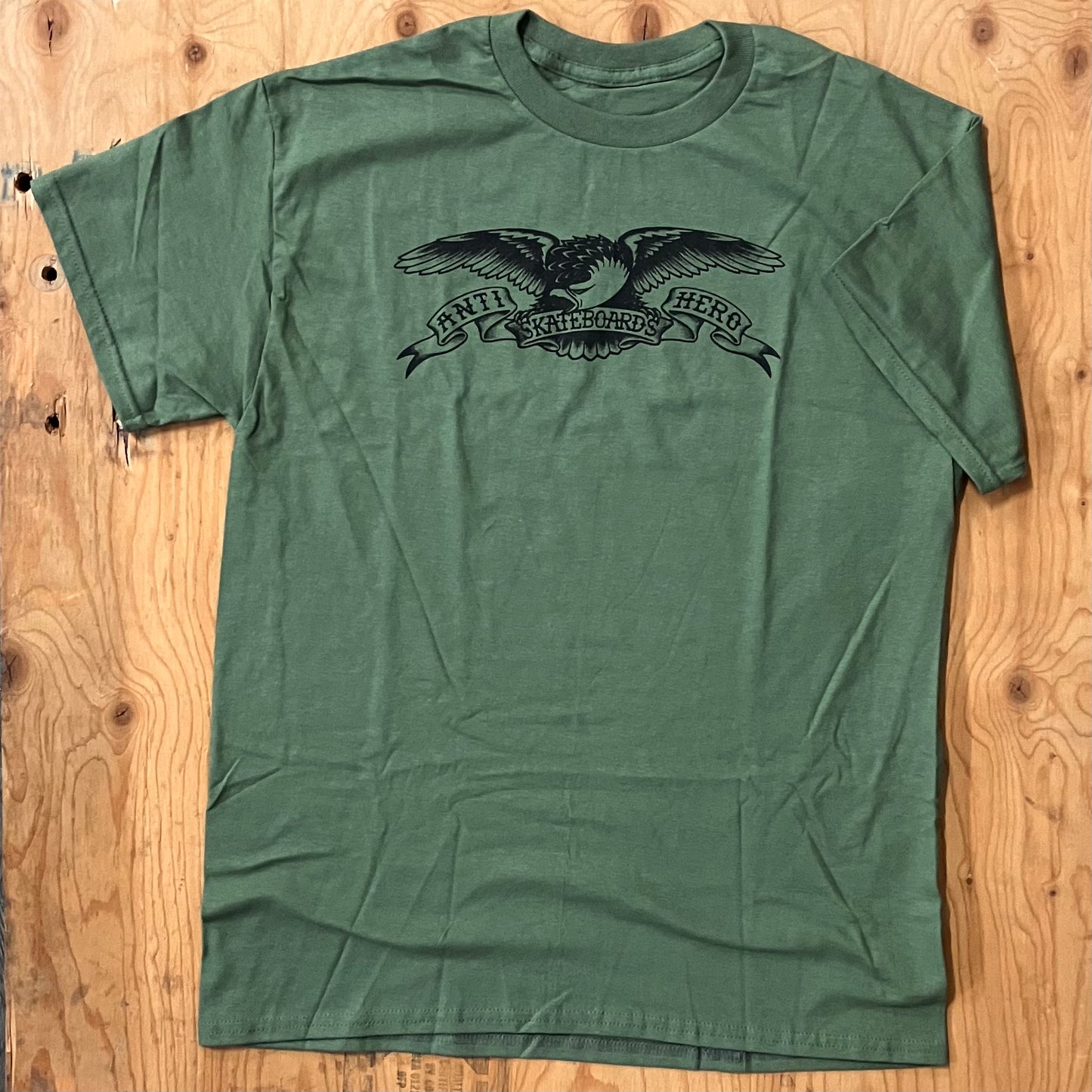 Anti Hero - Eagle Tee