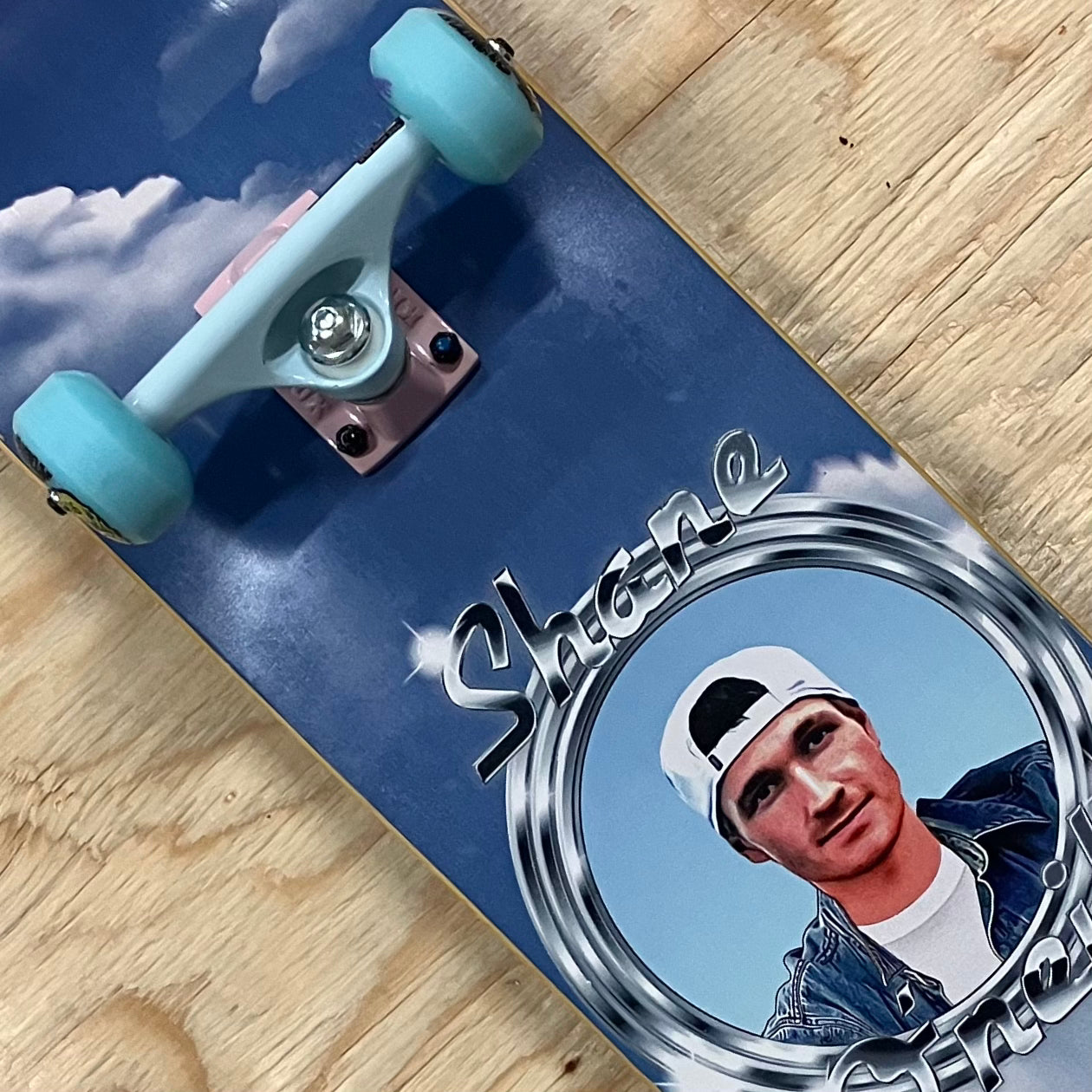 April - Australia Complete 8"