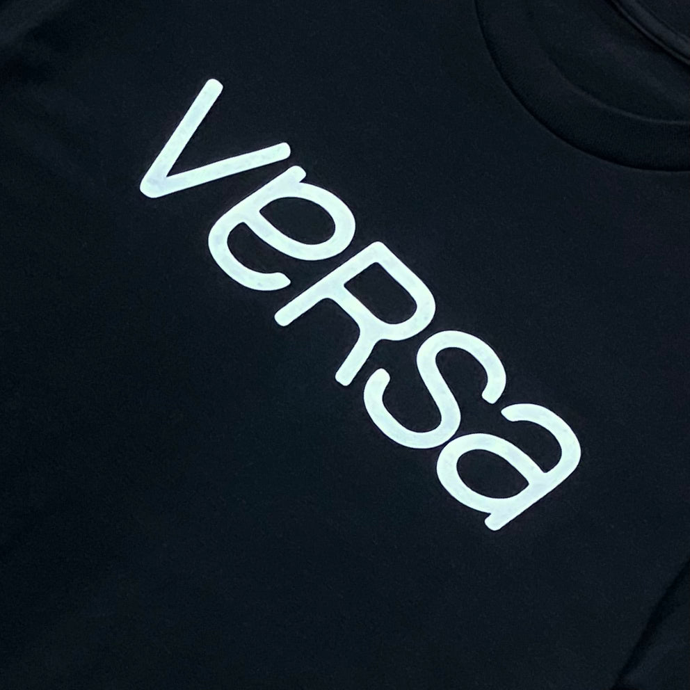 Versa - T-shirt logo