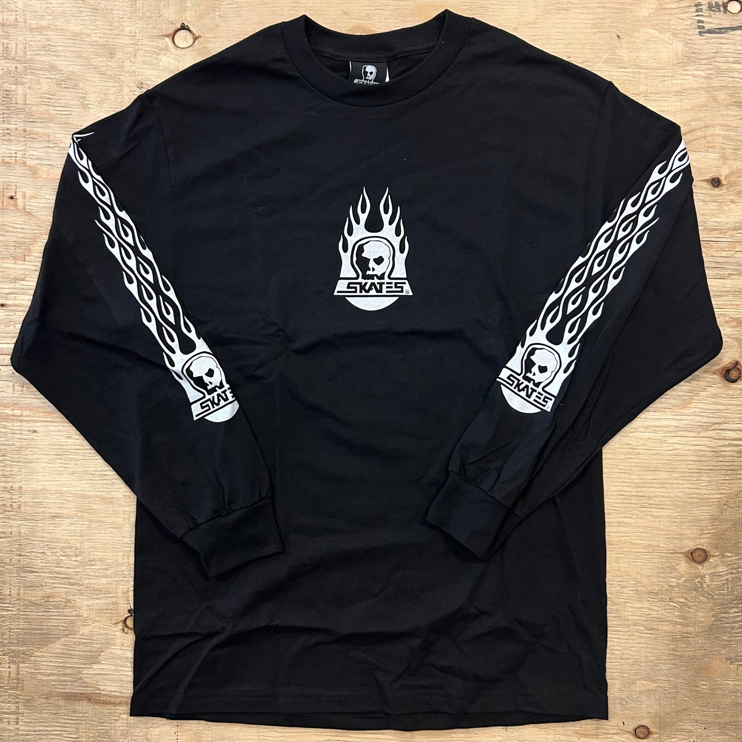 Skull Skates - Burnt Fireball Skull Classics Longsleeve