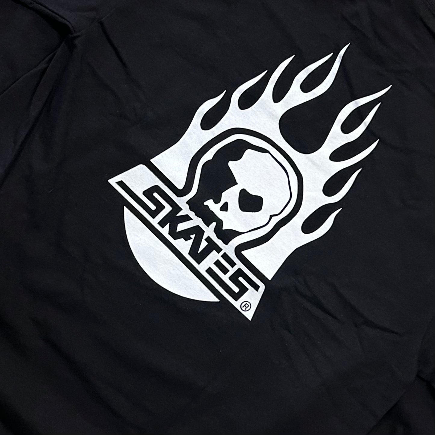 Skull Skates - Burnt Fireball Skull Classics Longsleeve