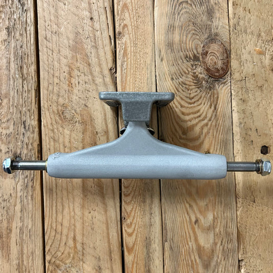 Independent Trucks - STG11 Industrial IKP 139