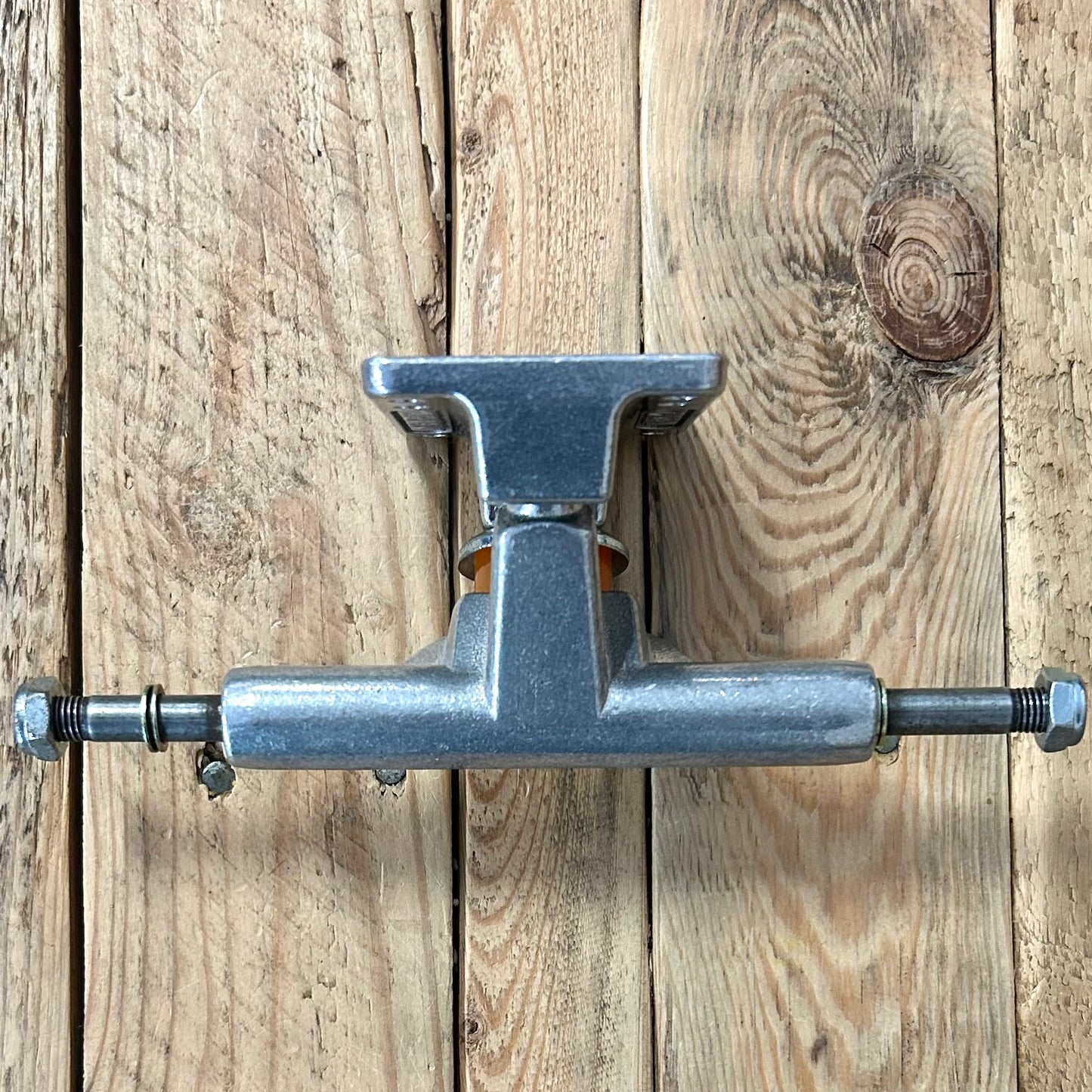 Independent Trucks - STG11 T-Hanger 109