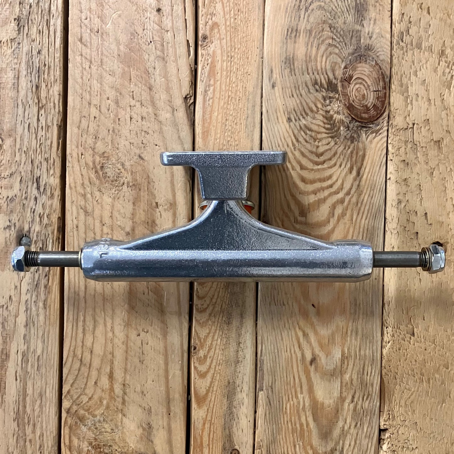 Independent Trucks - Mid Inverted Kingpin 139