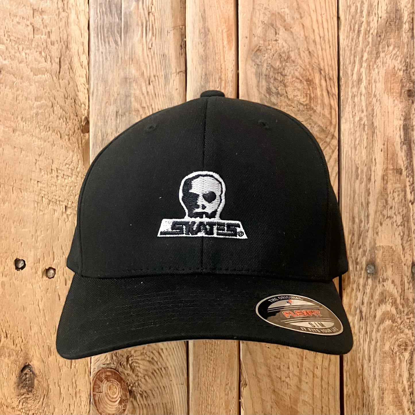 Skull Skates - Skull Logo Flexfit Hat