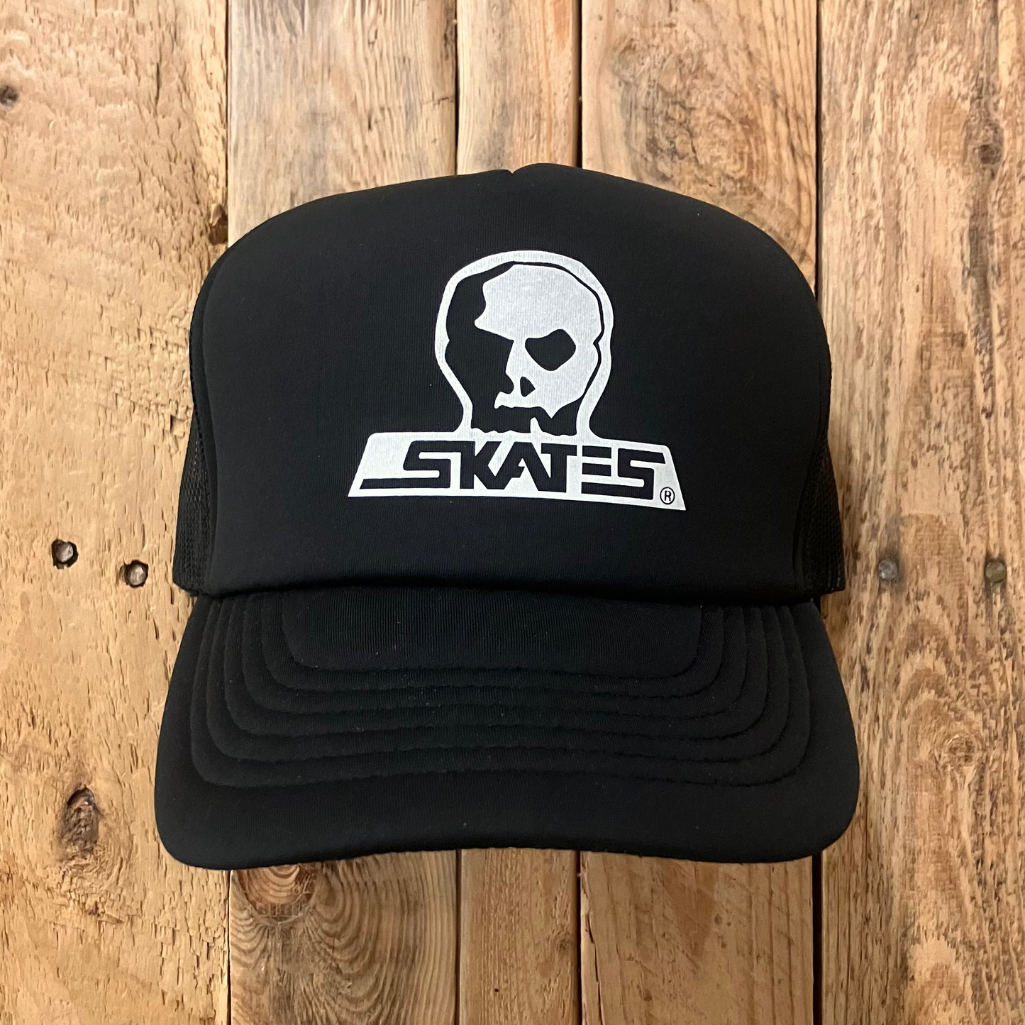 Skull Skates - Skull Logo Foam Mesh Trucker Cap