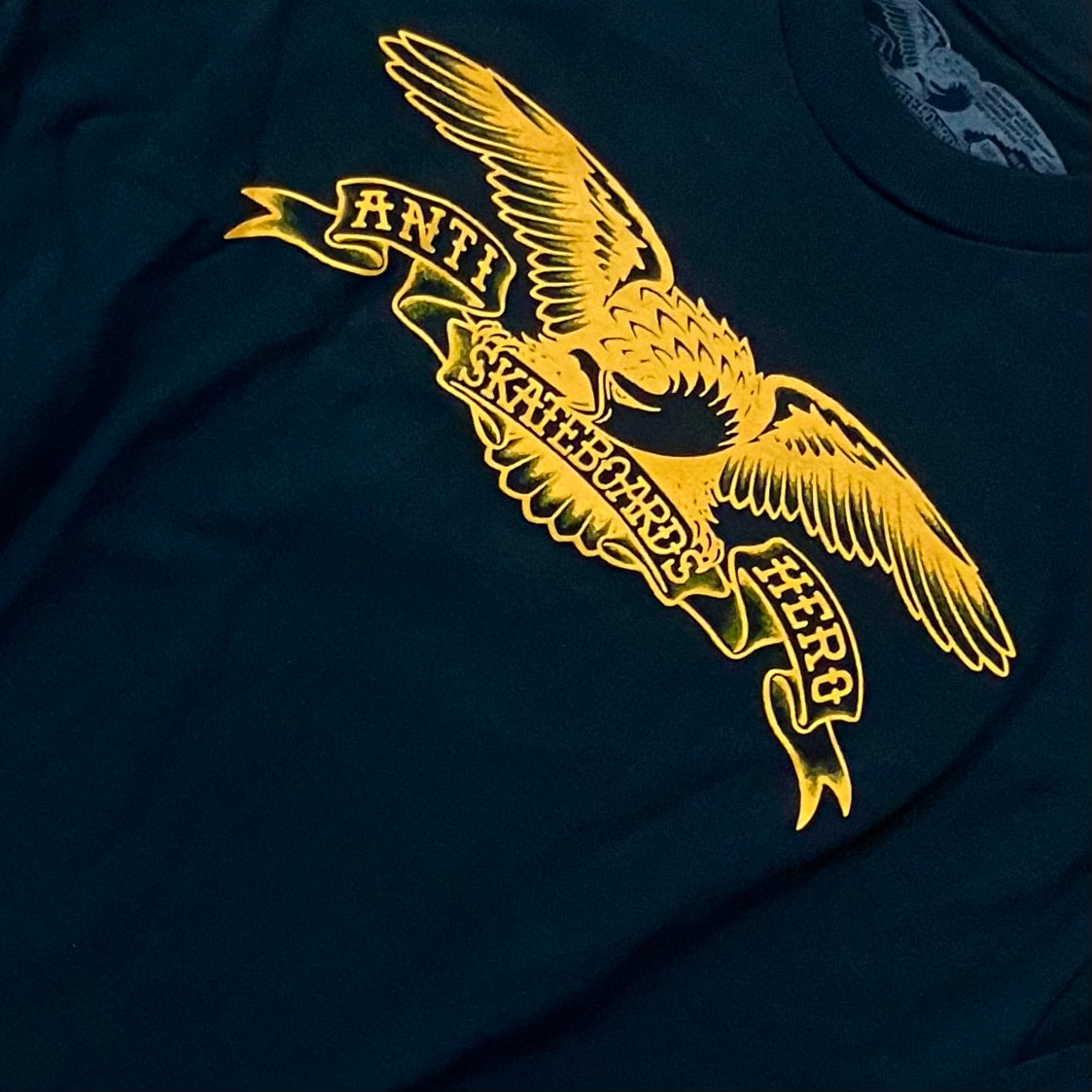 Anti Hero - Basic Eagle Longsleeve